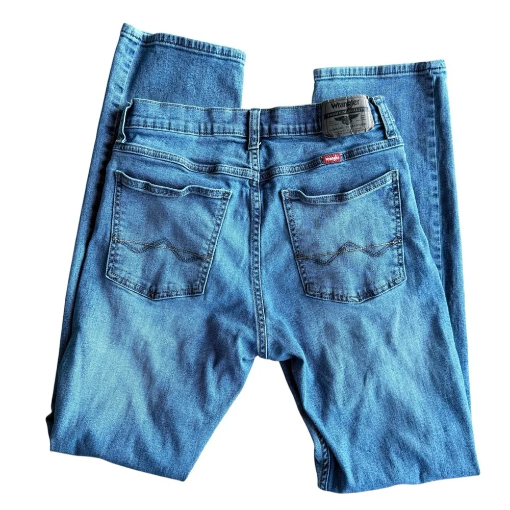 Wrangler Slim Straight Flex 30x32 5 Pocket Zip Button Denim Jean